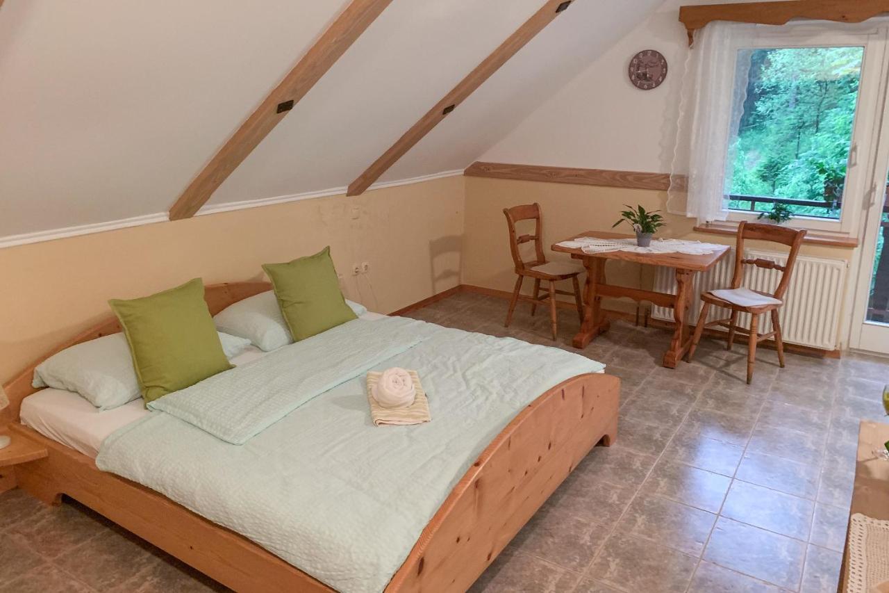 Guesthouse Draga เบกุนเย นา โกเรนิสเคม ภายนอก รูปภาพ