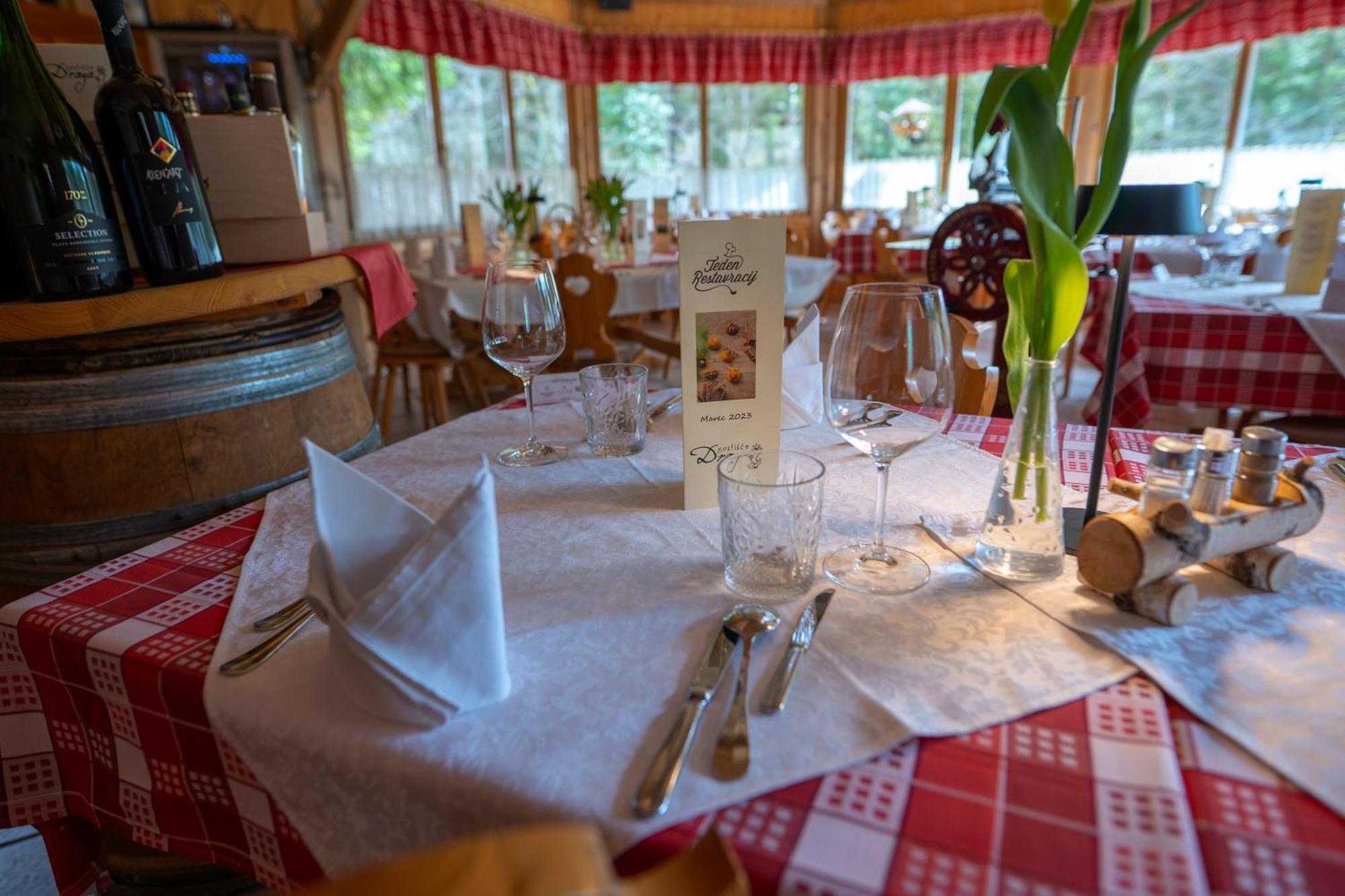 Guesthouse Draga เบกุนเย นา โกเรนิสเคม ภายนอก รูปภาพ